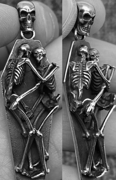 Mio Queena stainless steel double skeleton coffin pendant